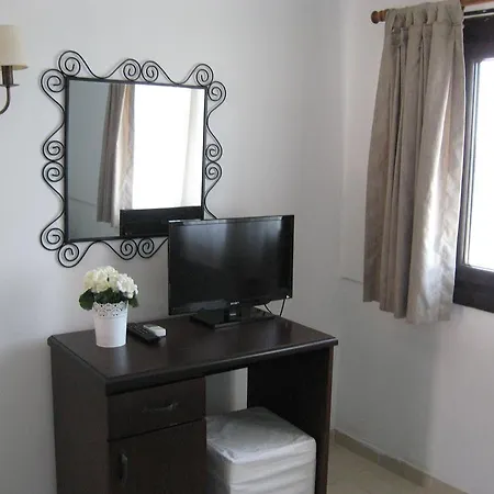 Assos Sardunya 3* Sazli